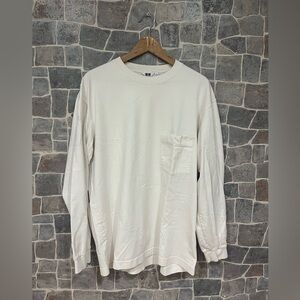 White Uniqlo Long Sleeve Pocket T-Shirt in Large